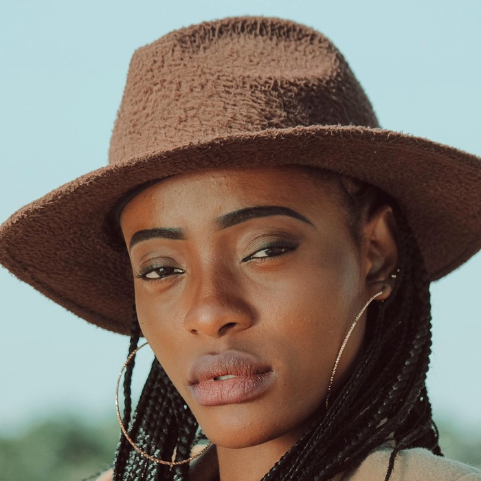 단발 헤어스타일